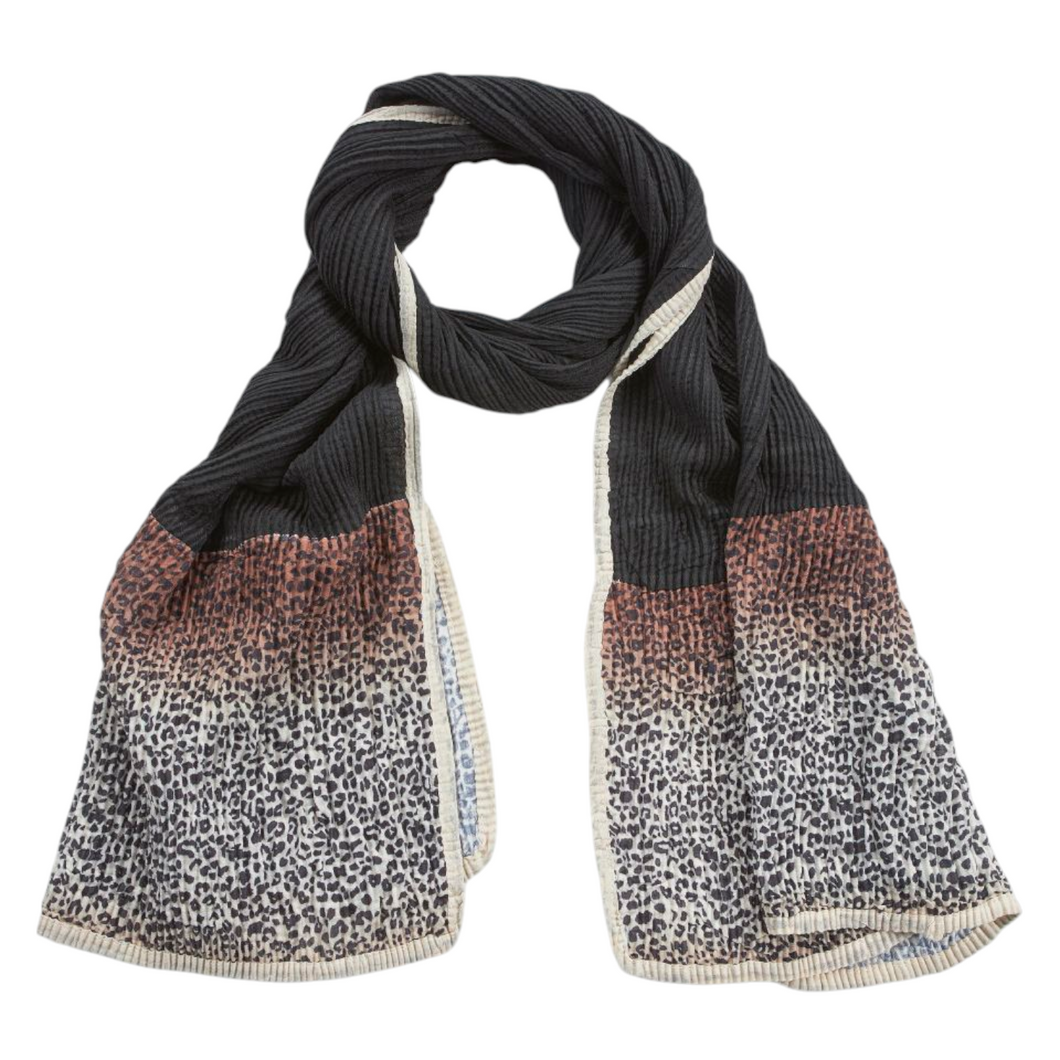 Εσάρπα ανάγλυφη υφή